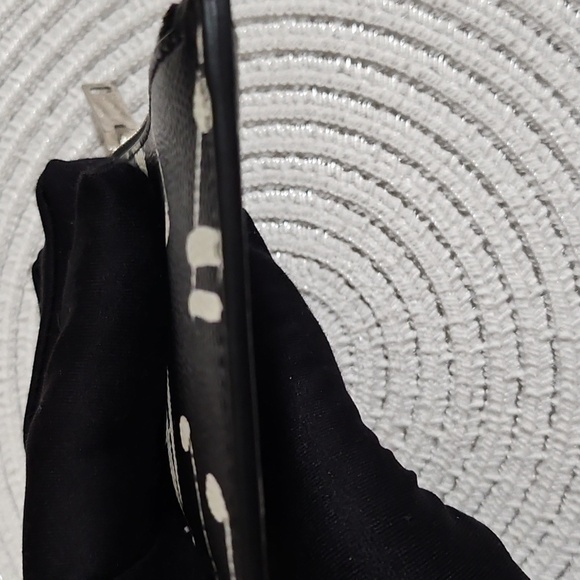 Authentic Saint Laurent Black and White Card Holder With Dustbag - Picture 7 of 9